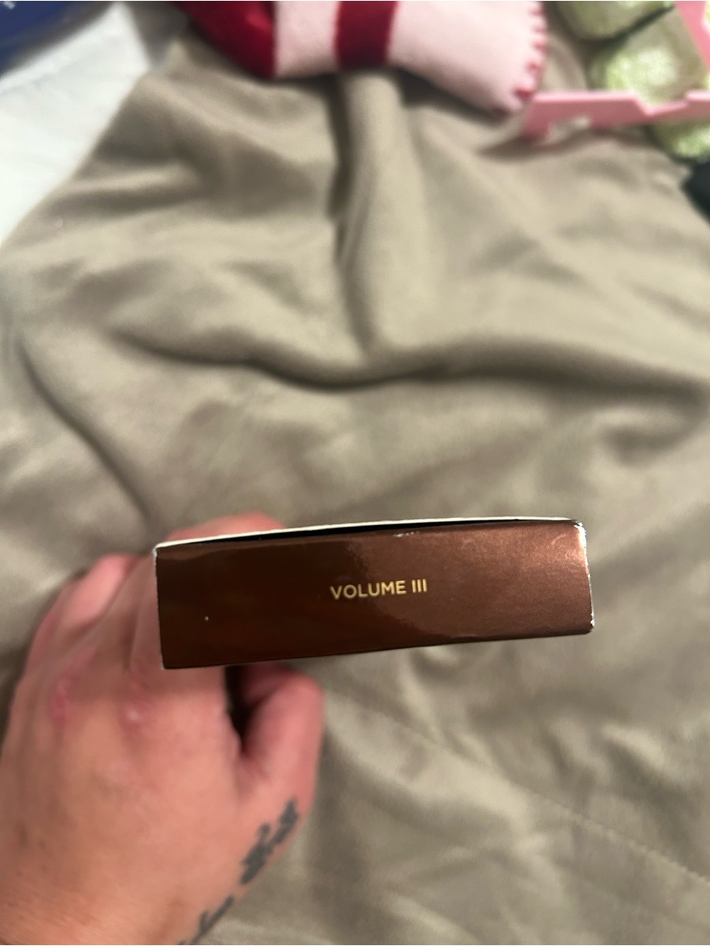 Hourglass Ambient Lighting Palette III NEW IN BOX - Picture 3 of 6